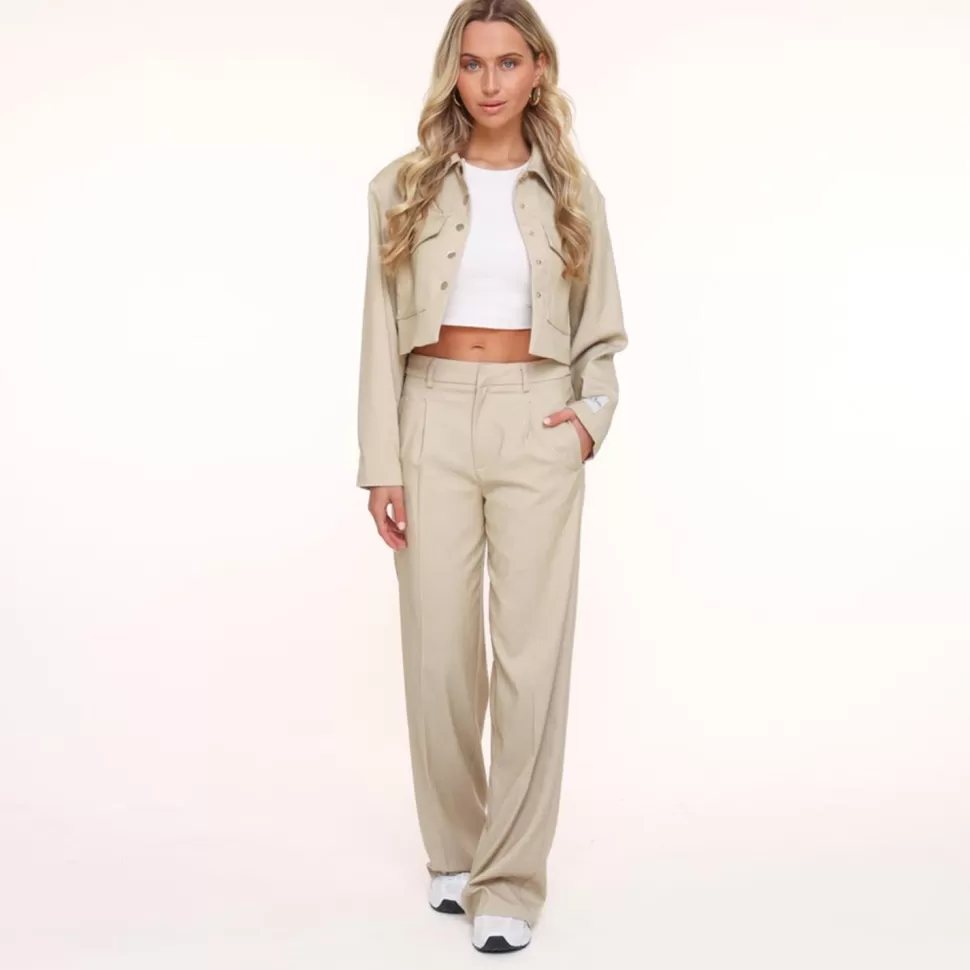 Missen Olivia & Kate Beige Studio Cropped-Jasje